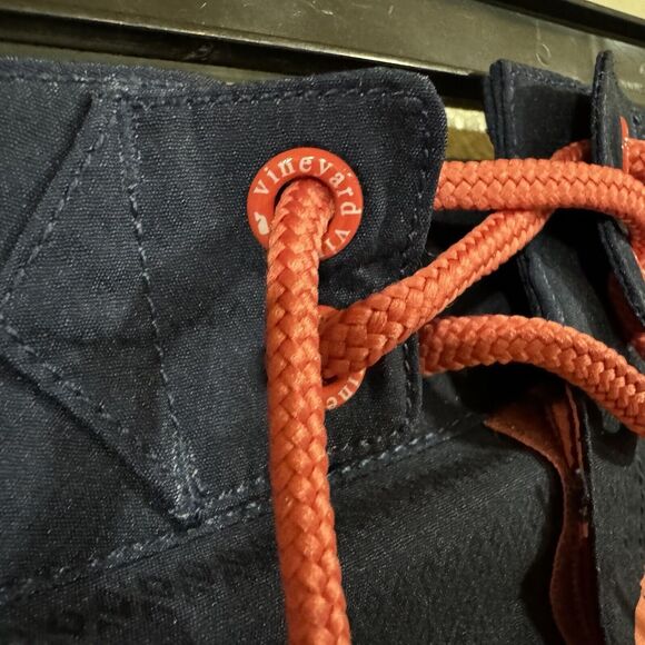 Vineyard Vines Surf Lodge Board Shorts Mens Size 40 Drawstring Hook Loop Closure - Picture 6 of 8